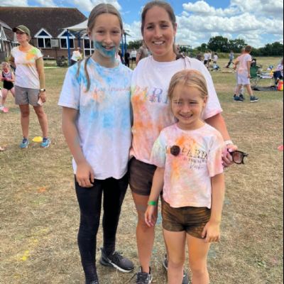 FC7E48F2-4CB0-4083-83CC-852F16F18840