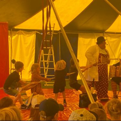 EF9EB639-BD76-4242-B962-285955F5612A